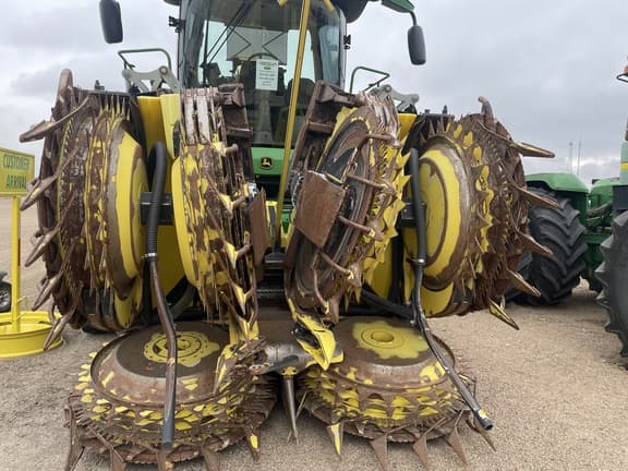 Image of John Deere 772 equipment image 1