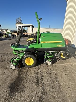 Image of John Deere 8000A Primary image