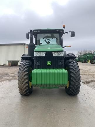 Image of John Deere 8245R equipment image 1