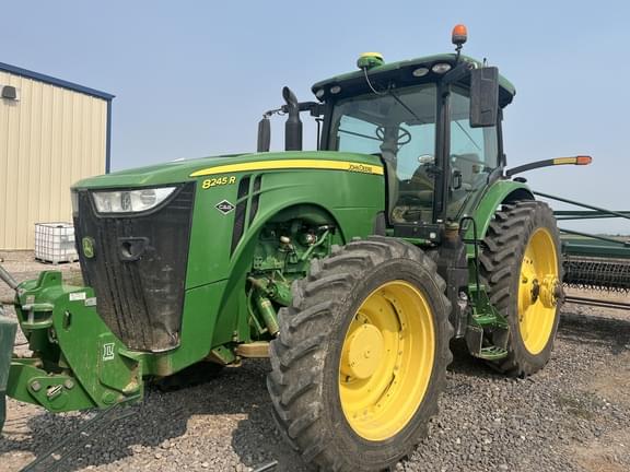Image of John Deere 8245R equipment image 1