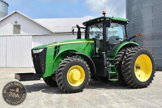 Image of John Deere 8245R equipment image 3