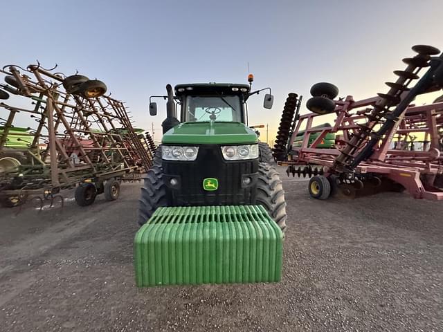 Image of John Deere 8245R equipment image 3