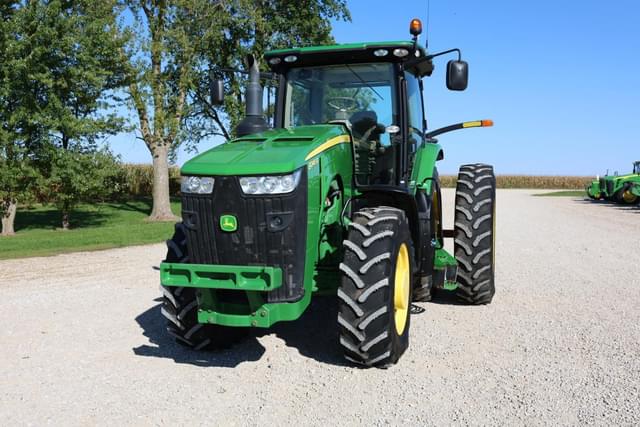 Image of John Deere 8245R equipment image 1