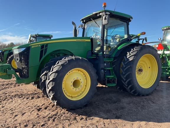 Image of John Deere 8245R equipment image 1