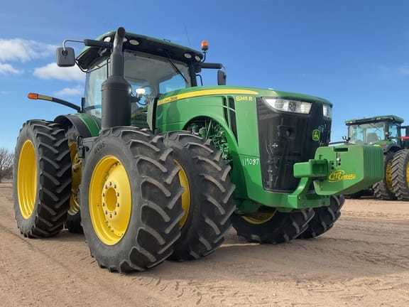 2017 John Deere 8245R Equipment Image0