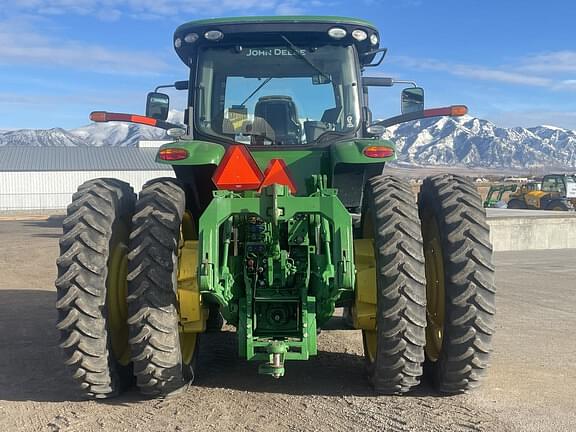 Image of John Deere 8245R equipment image 3