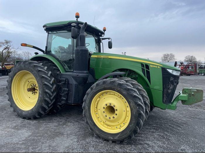 Main image John Deere 8245R
