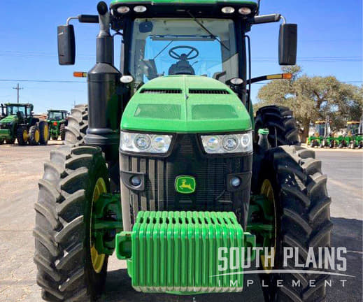 Image of John Deere 8245R equipment image 2