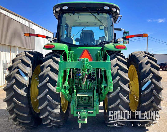 Image of John Deere 8245R equipment image 3