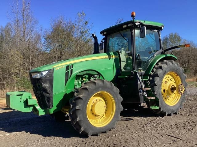 Image of John Deere 8245R equipment image 1