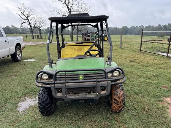 Image of John Deere Gator XUV 825i equipment image 4