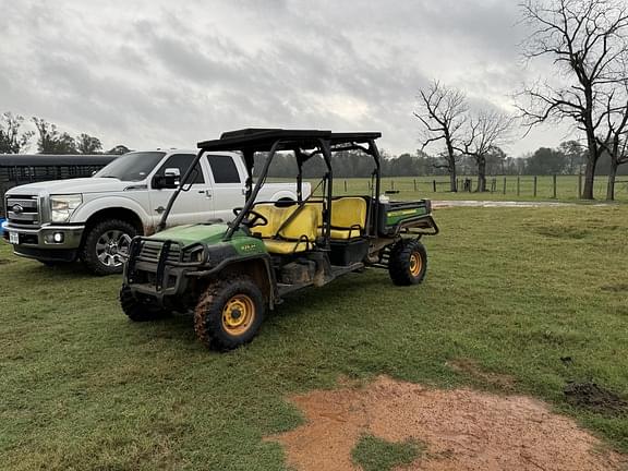 Image of John Deere Gator XUV 825i equipment image 2