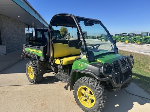 Image of John Deere Gator XUV 825i Primary image