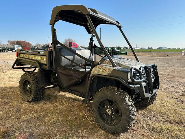 Image of John Deere Gator XUV 825i equipment image 3