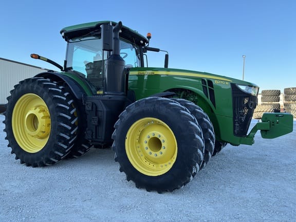 Main image John Deere 8270R