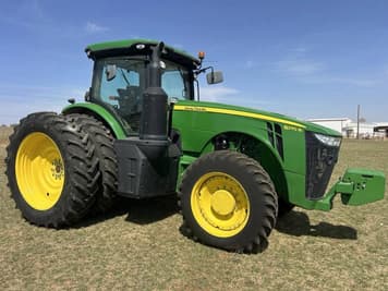 Main image John Deere 8270R
