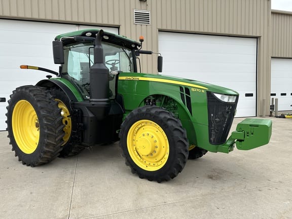 2017 John Deere 8270R Equipment Image0