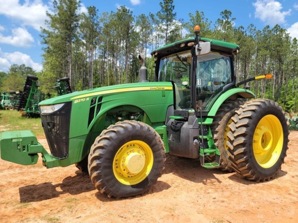 Main image John Deere 8270R