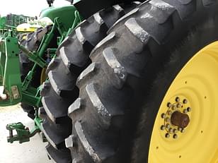 Main image John Deere 8270R 31