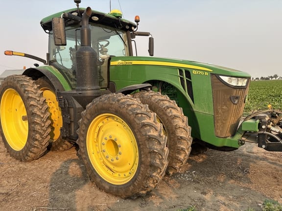 2017 John Deere 8270R Equipment Image0