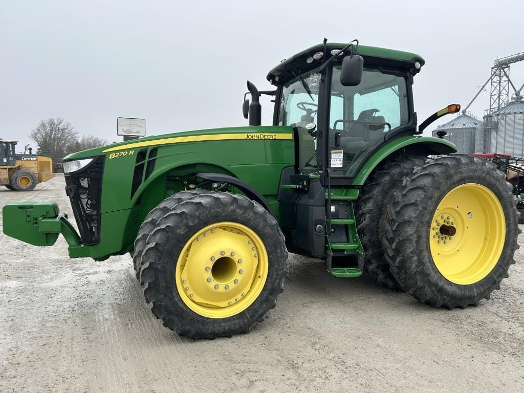 2017 John Deere 8270R Equipment Image0