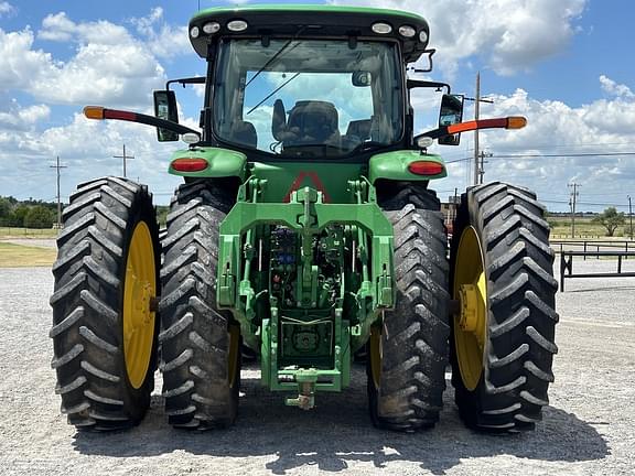 Image of John Deere 8270R equipment image 3
