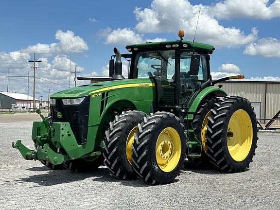 Image of John Deere 8270R Primary image