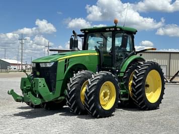 Main image John Deere 8270R