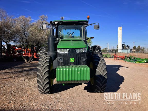 Image of John Deere 8270R equipment image 2