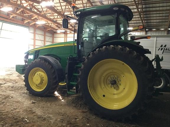 Image of John Deere 8295R equipment image 2