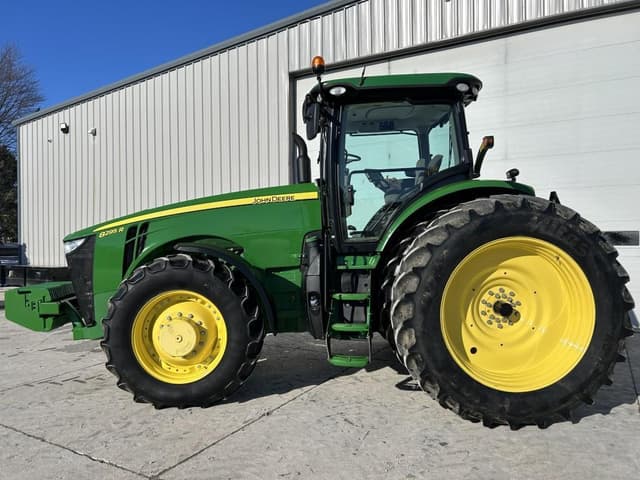Image of John Deere 8295R equipment image 2