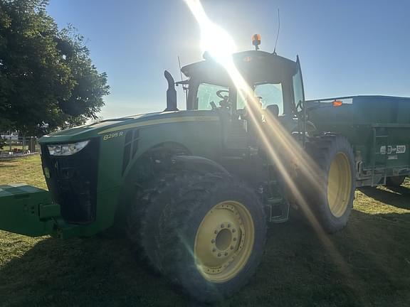 Image of John Deere 8295R equipment image 3