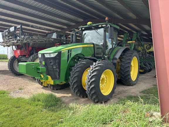 2017 John Deere 8295R Equipment Image0