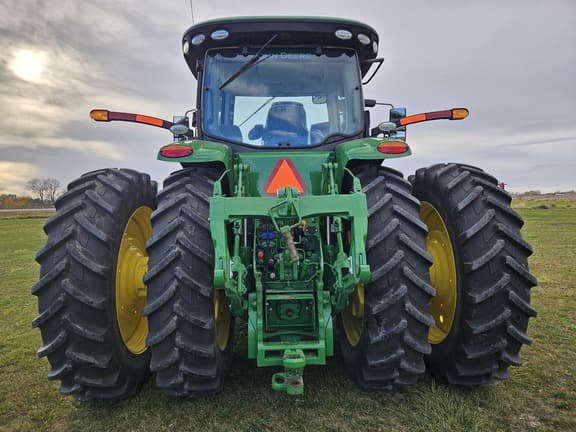 Image of John Deere 8295R equipment image 3