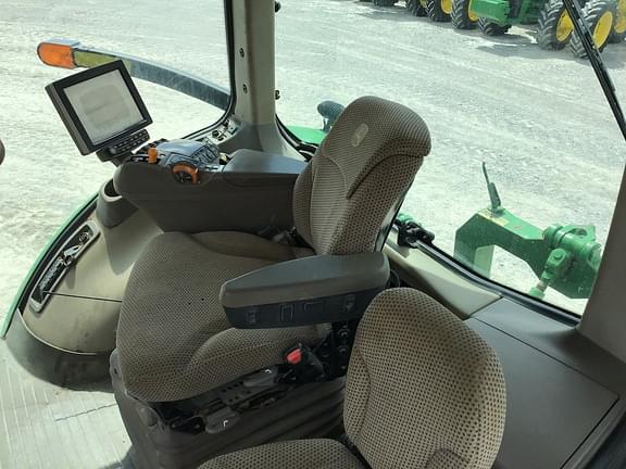 Image of John Deere 8295R equipment image 3