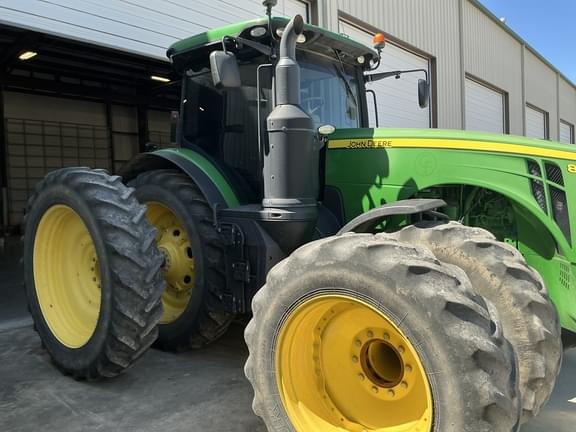 Image of John Deere 8295R equipment image 4