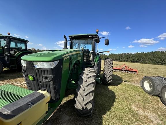 Image of John Deere 8295R equipment image 1