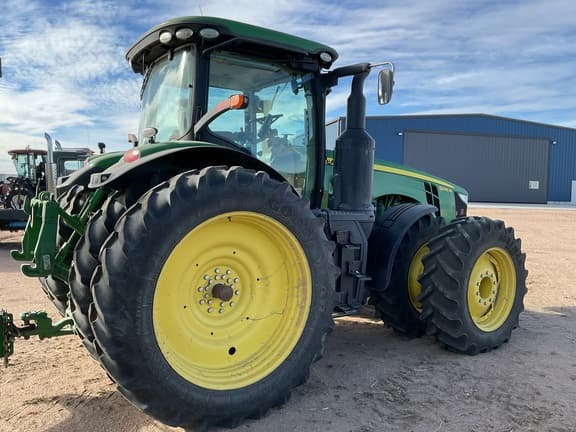 Image of John Deere 8295R equipment image 2