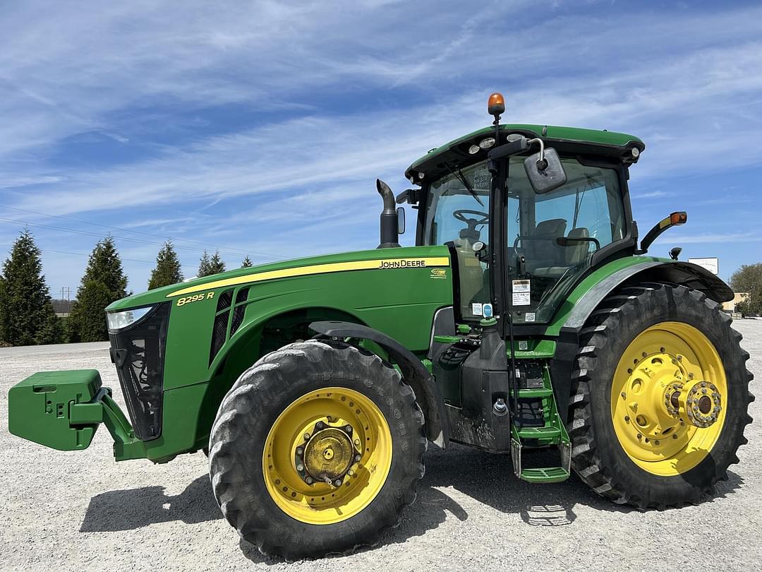 Image of John Deere 8295R Primary image