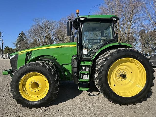 Image of John Deere 8295R equipment image 2