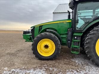 Image of John Deere 8295R equipment image 2