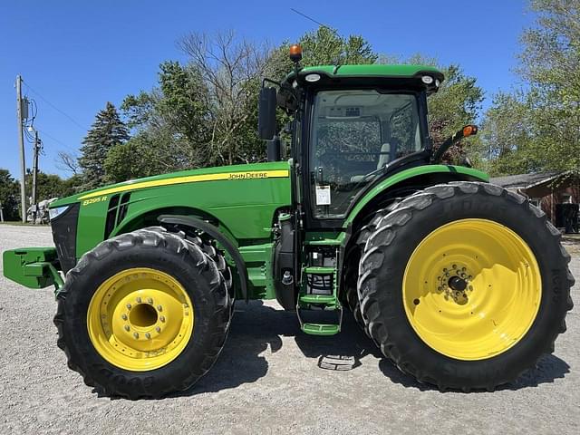 Image of John Deere 8295R equipment image 2