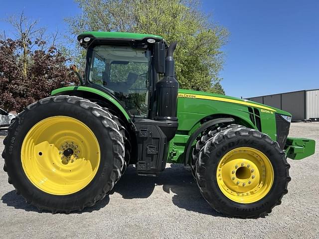 Image of John Deere 8295R equipment image 3
