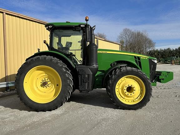 Image of John Deere 8295R equipment image 1