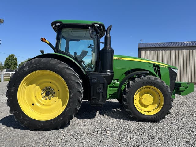 Image of John Deere 8295R equipment image 2