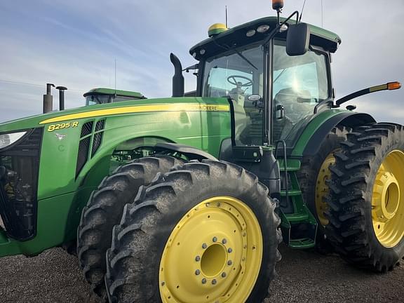 Image of John Deere 8295R equipment image 1