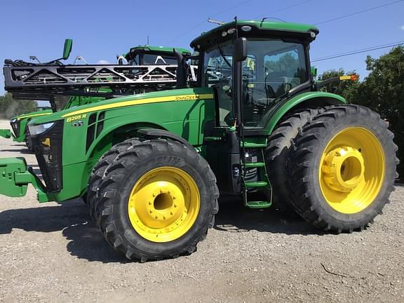 Image of John Deere 8295R equipment image 4