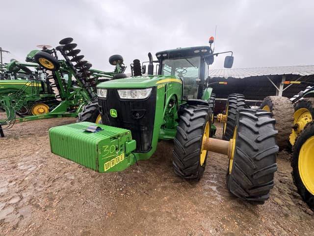 Image of John Deere 8320R equipment image 2