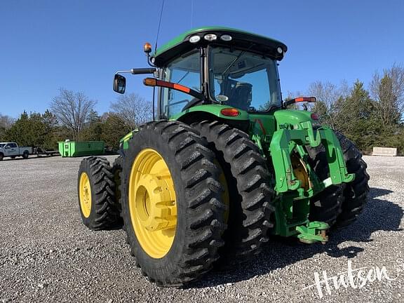 Image of John Deere 8320R equipment image 4