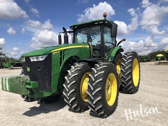 Image of John Deere 8320R equipment image 1